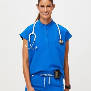 Figs Rafaela Oversized Scrub Top